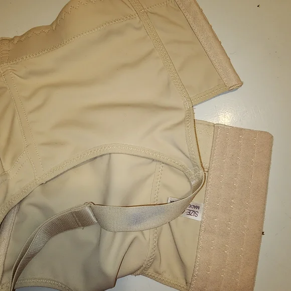 Elegant Beige Women's Bra - Picture 3 of 7